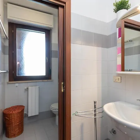 Appartement Con Terrazzo Nei Pressi Dell'universita Turin