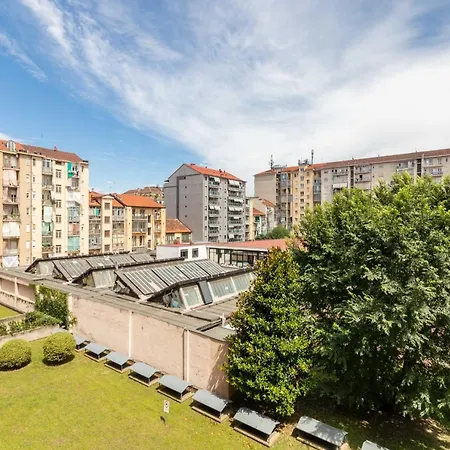 Con Terrazzo Nei Pressi Dell'universita * Turin